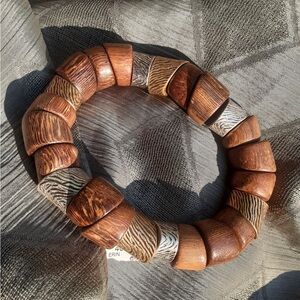 Vintage Chico's Chunky Wooden & Brass Metal Bracelet w. Elastic Band NWT